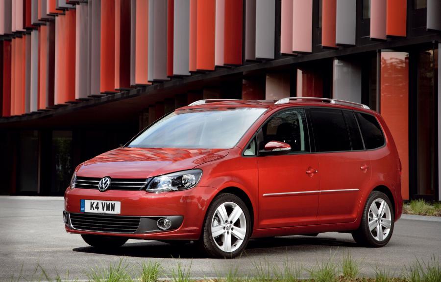  Volkswagen Touran 2010 года  (фото 46 из 46)
